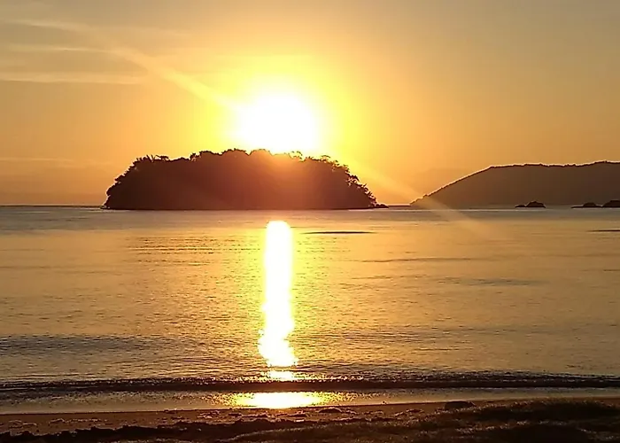 Casa Com Piscina Para Temporada Em Paraty - Casa Nova E Aconchegante