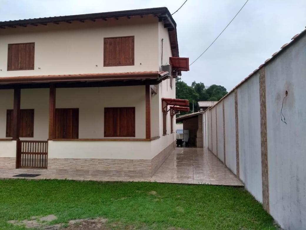 Holiday home Casa Com Piscina Temporada Em - Casa Nova E Aconchegante